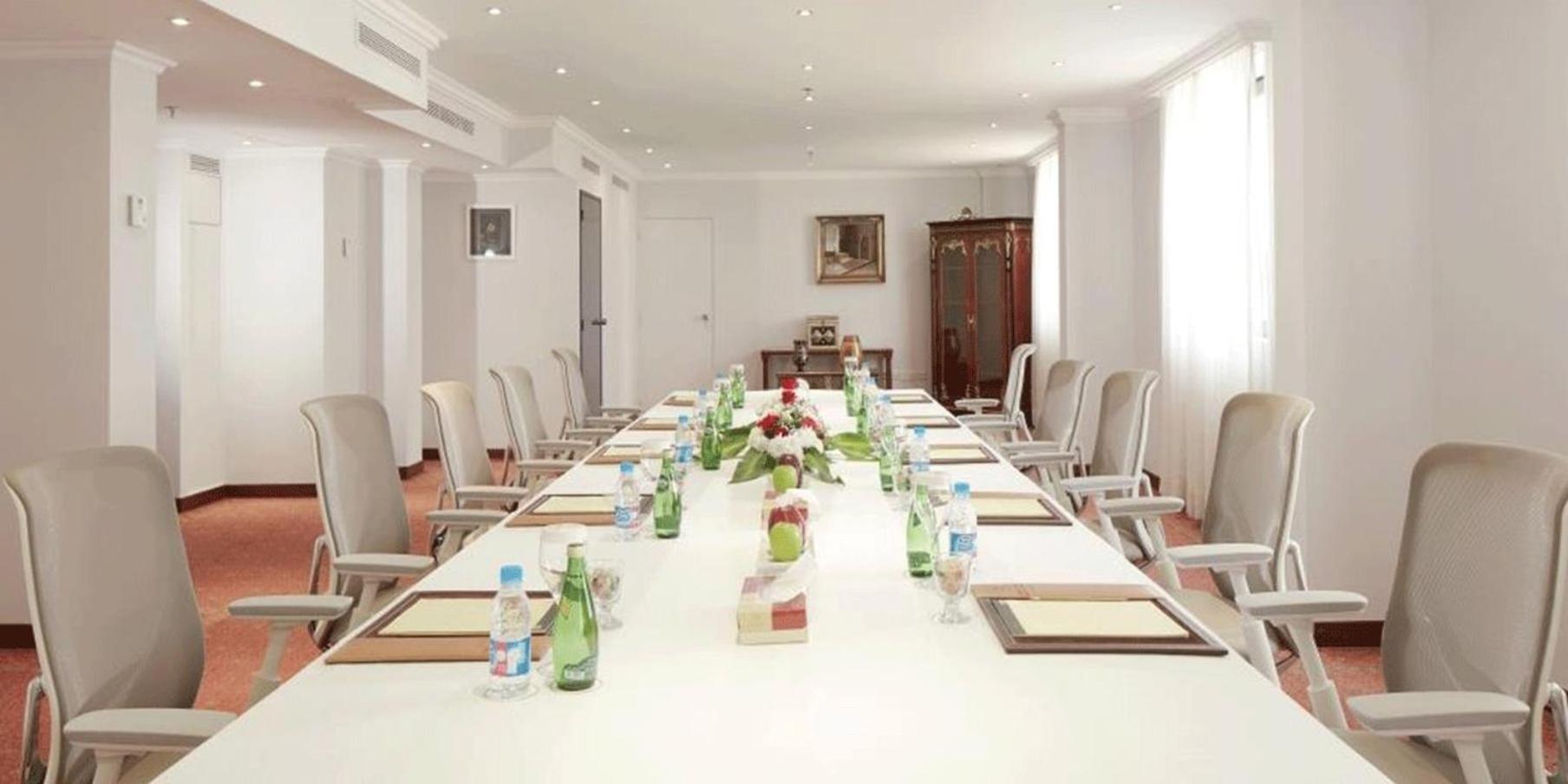 Crowne Plaza Riyadh Palace By Ihg Экстерьер фото